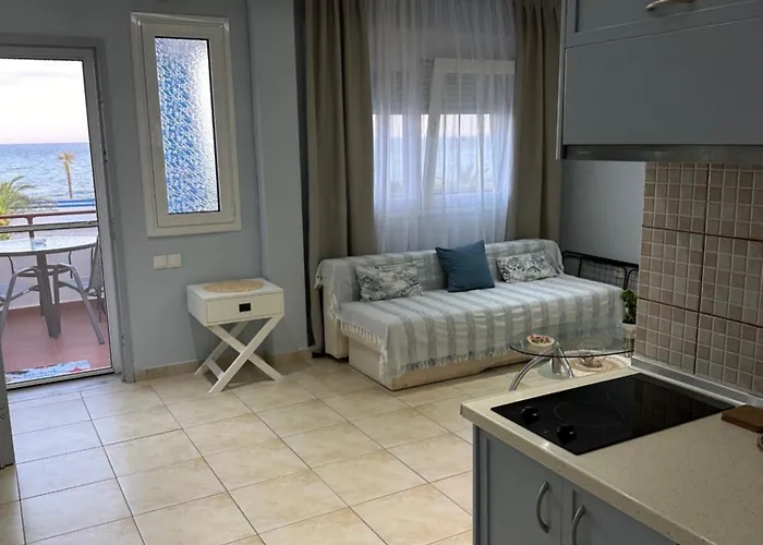 къща миленико на брега на морето Sozopoli