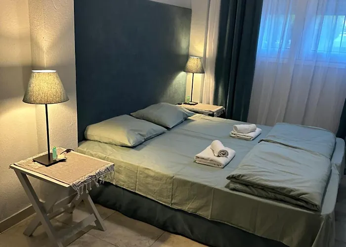 къща миленико на брега на морето * Sozopoli