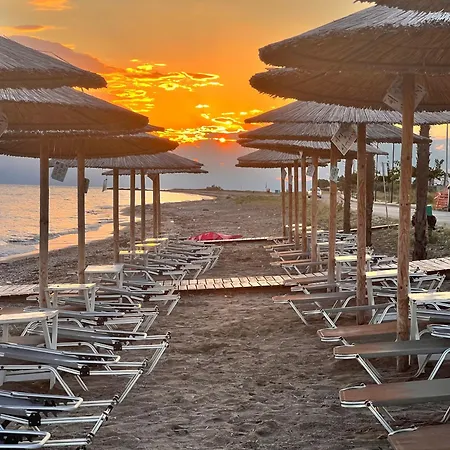 къща миленико на брега на морето *